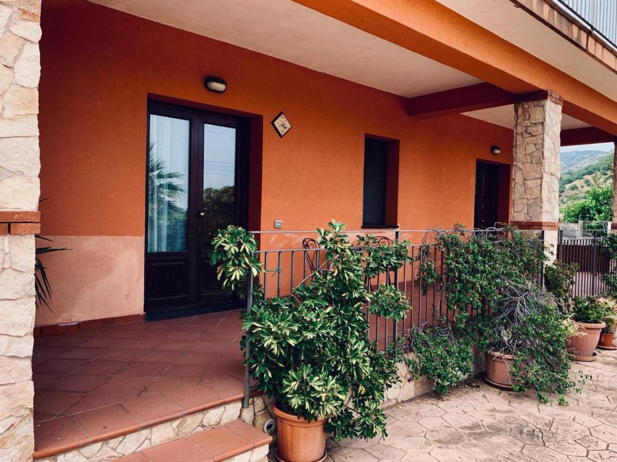 Il Giardino Delle Zagare Calatabiano Exterior photo